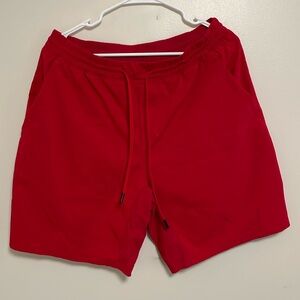 LULULEMON MENS SHORTS